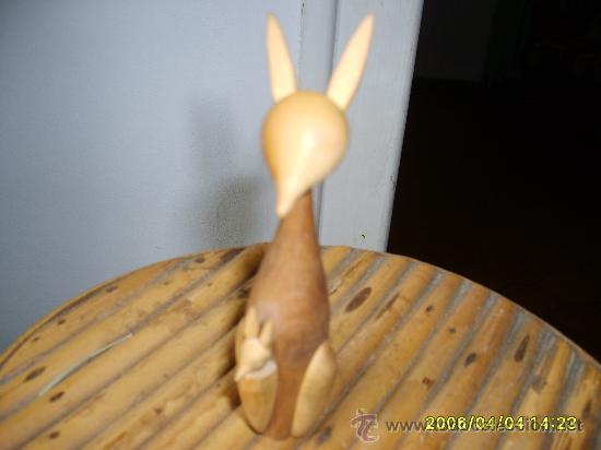 Antig&uuml;edades: CANGURO de Madera - Foto 1