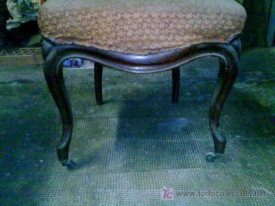 Antig&uuml;edades: Lote de 4 sillas isabelinas - Foto 2