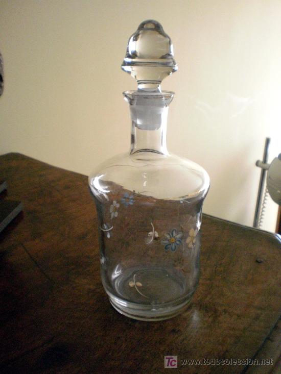 Antig&uuml;edades: Botella licorera cristal pintado - Foto 2