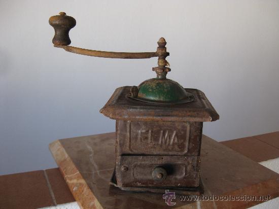 MOLINILLO DE CAFE ELMA - MUY ANTIGUO