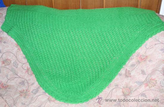 Toquilla de lana en pico verde