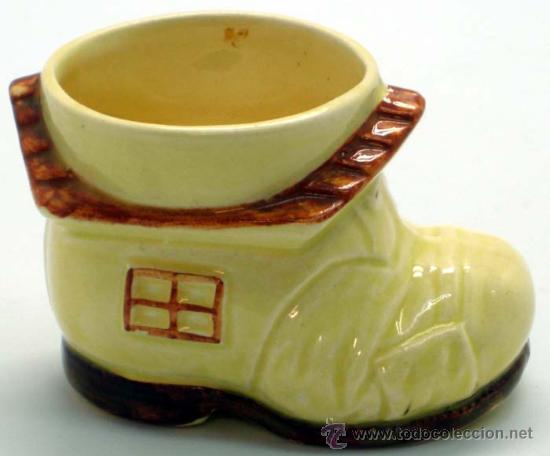 Antig&uuml;edades: Bota porcelana forma de casa - Foto 2