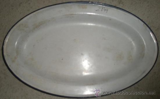Antig&uuml;edades: Bandeja esmaltada de 34 cms - Foto 1