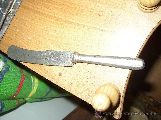 Antig&uuml;edades: Antiguo cuchillo de mesa con marca de herrero - Foto 1