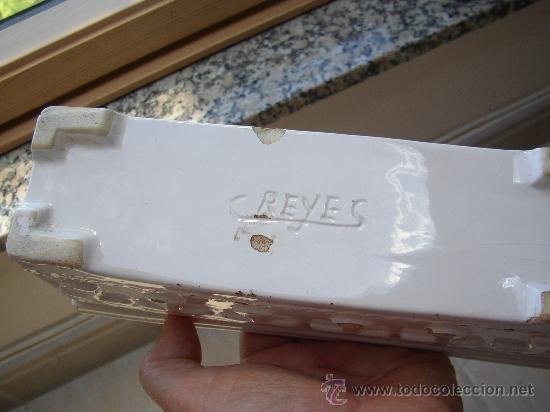 Antig&uuml;edades: Peque&ntilde;o macetero con marca  CREYES en la base 24x6 - Foto 2