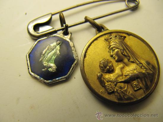Antig&uuml;edades: Lote de 2 medallitas religiosas, 2cms y 1cms. - Foto 1