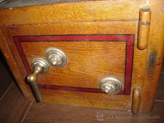 Antig&uuml;edades: Caja Fuerte - Foto 1