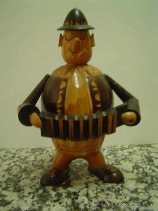 Antig&uuml;edades: MU&Ntilde;ECO TONEL DE MADERA - Foto 1