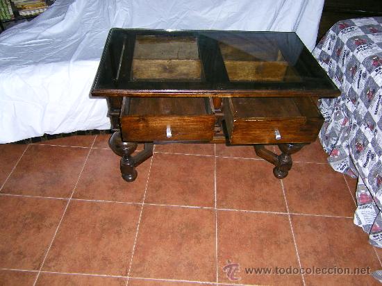 Antig&uuml;edades: MESITA VITRINA CUARTO ESTAR - Foto 2