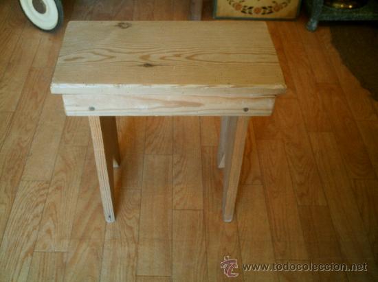Antig&uuml;edades: BANQUETA EN MADERA DE PINO - Foto 2