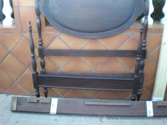 Antig&uuml;edades: cama de 90cm de madera antigua - Foto 3