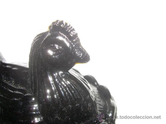 Antig&uuml;edades: FIGURA DE CRISTAL -OPALINA NEGRA - Foto 2