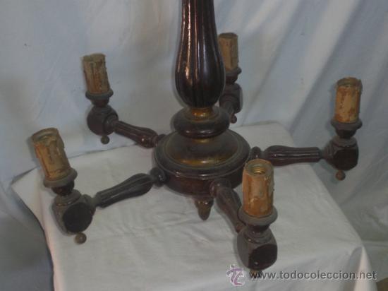 Antig&uuml;edades: BONITA L&Aacute;MPARA DE MADERA. - Foto 2
