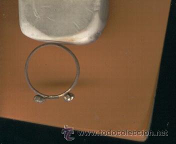 Antiguidades: ANILLO ANTIGUO. DOS PIEDRAS. BONITO.