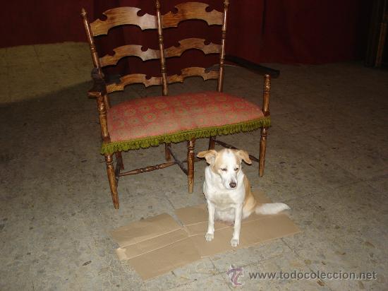 Antig&uuml;edades: SILL&Oacute;N DE MADERA - Foto 3