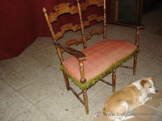 Antig&uuml;edades: SILL&Oacute;N DE MADERA - Foto 9