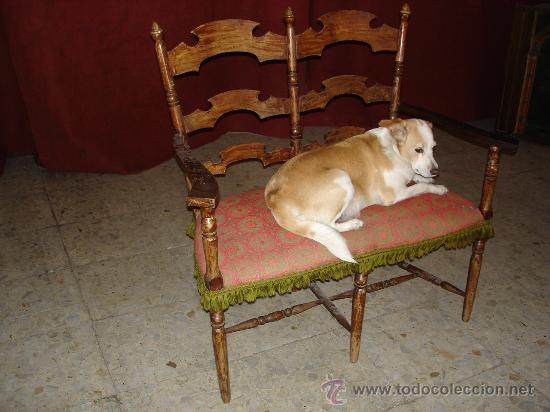 Antig&uuml;edades: SILL&Oacute;N DE MADERA - Foto 5