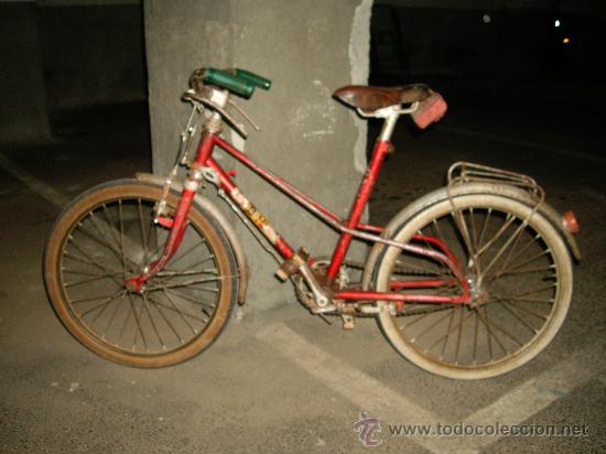 Antig&uuml;edades: ANTIGUA BICICLETA DE NI&Ntilde;O BH