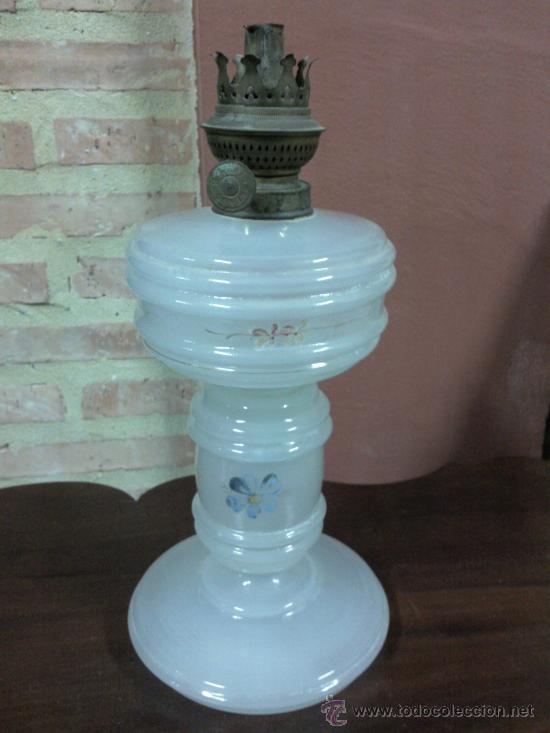 Antig&uuml;edades: Antiguo quinqu&eacute; en cristal soplado. - Foto 1