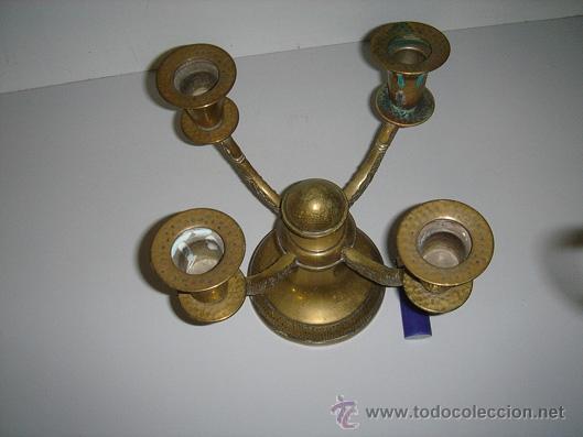 Antig&uuml;edades: candelabro de lat&oacute;n para 4 velas - Foto 2