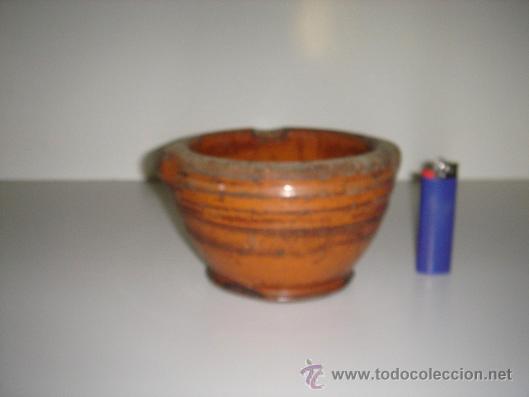 Antig&uuml;edades: mortero antiguo de barro - Foto 1