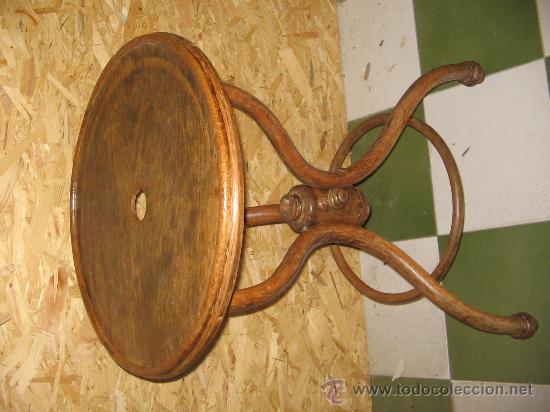 Antig&uuml;edades: MESA DE ESTILO MODERNISTA - Foto 1