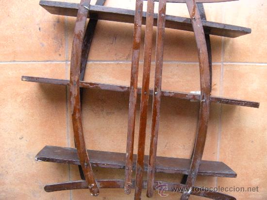 Antig&uuml;edades: ANTIGUA REPISA DE MADERA MODERNISTA. - Foto 2