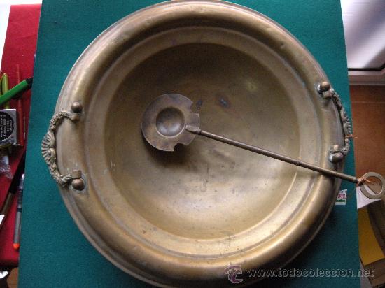 Antig&uuml;edades: ANTIGUO BRASERO CON BADILA. - Foto 1