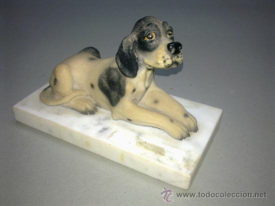 Antig&uuml;edades: Perro de caza en pedestal de marmol. - Foto 2
