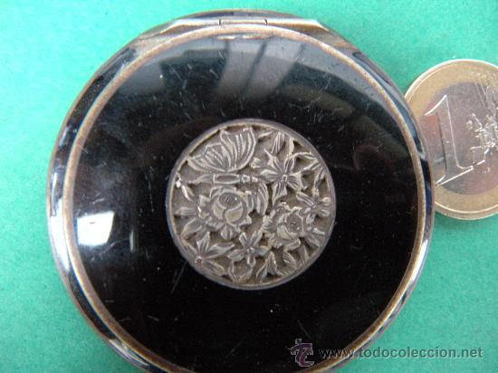 Antig&uuml;edades: ANTIGUA POLVERA EN PLATA Y ESMALTE VITRIFICADO - Foto 1
