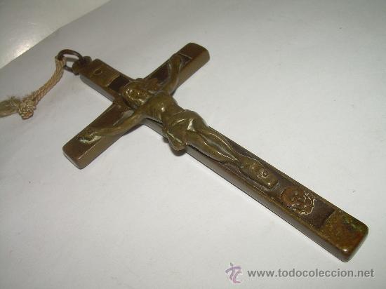 Antig&uuml;edades: ANTIGUA CRUZ DE BRONCE Y EBANO. - Foto 2