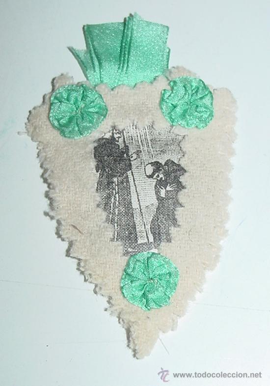 Antig&uuml;edades: ANTIGUO ESCAPULARIO DEL SIGLO XIX - MIDE 7 CMS DE LARGO. - Foto 1