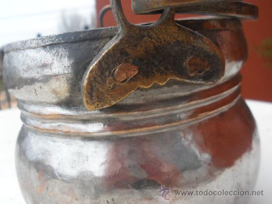 Antig&uuml;edades: ANTIGUA OLLA DE COBRE CON ASA. - Foto 2