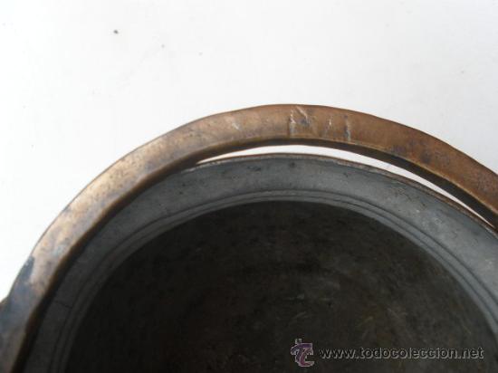 Antig&uuml;edades: ANTIGUA OLLA DE COBRE CON ASA. - Foto 3