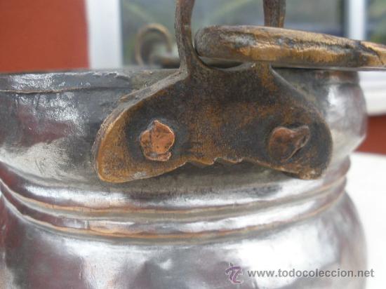 Antig&uuml;edades: ANTIGUA OLLA DE COBRE CON ASA. - Foto 8