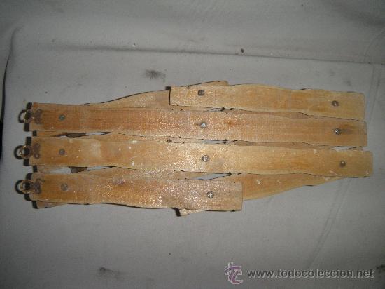 Antig&uuml;edades: ANTIGUA PERCHA DE MADERA  EXTENSIBLE - Foto 3