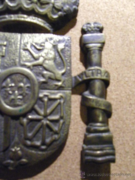 Antig&uuml;edades: ESCUDO DE LATON-ANTIGUO. - Foto 2