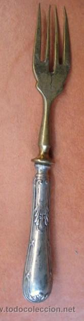 Antig&uuml;edades: ANTIGUO TENEDOR MANGO DE PLATA.   . ENVIO  GRATIS&iexcl;&iexcl;&iexcl; - Foto 2