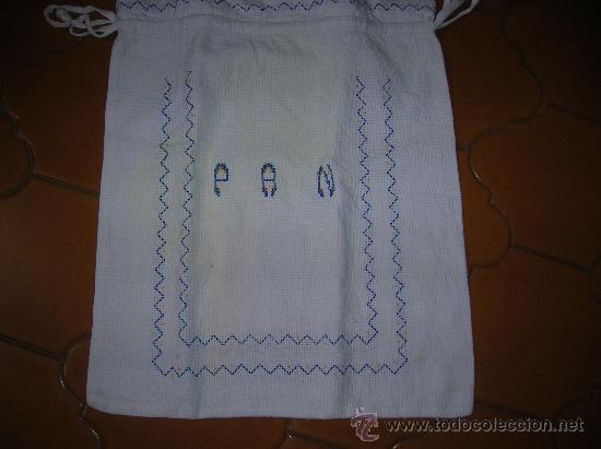 Antig&uuml;edades: Bolsa PAN bordada a mano - Foto 1