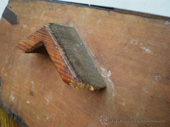 Antig&uuml;edades: FANEGA de madera y bordes de hierro - Foto 4