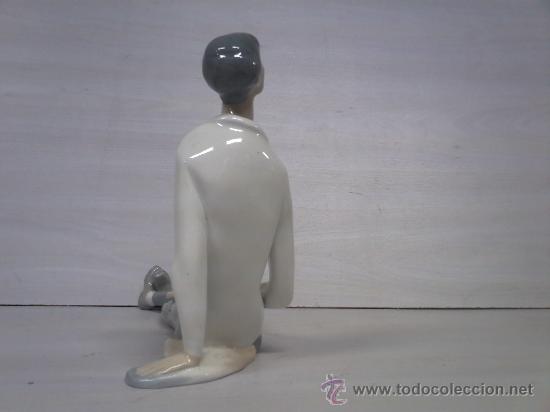 Antig&uuml;edades: estudiante de lladro - Foto 3