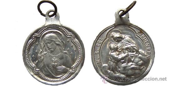 Antigüedades: *** PRECIOSA MEDALLA RELIGIOSA CON N. S. DEL CARMEN & SAGRADO CORAZON DE JESUS ***