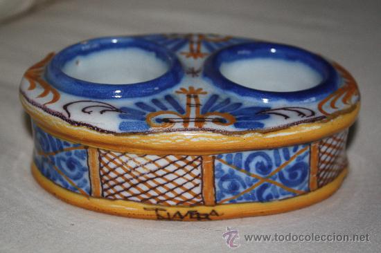 Antig&uuml;edades: ANTIGUO TINTERO O ESPECIERO DE TALAVERA. MARCA EN LATERAL Y SELLO EN BASE. 13.5 X 9.5 X 4.
