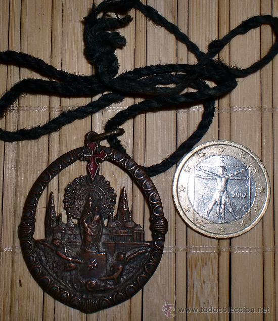 Antig&uuml;edades: Medalla guerra civil - Foto 1