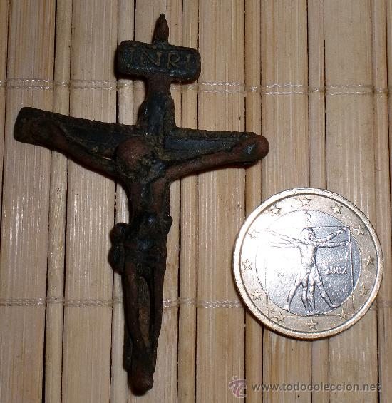 Antig&uuml;edades: Antiguo cristo en cobre - Foto 1