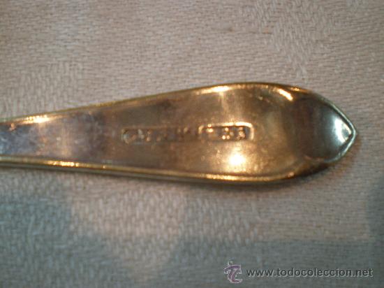 Antig&uuml;edades: tres cucharas de metal - Foto 2
