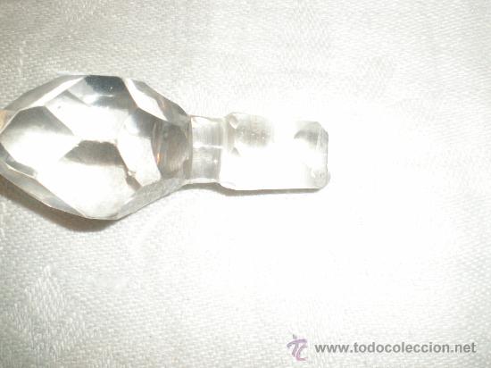 Antig&uuml;edades: especiero en metal y cristal - Foto 3