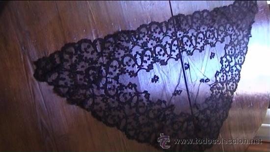 Antig&uuml;edades: ANTIGUA MANTILLA PERFECTA - Foto 1