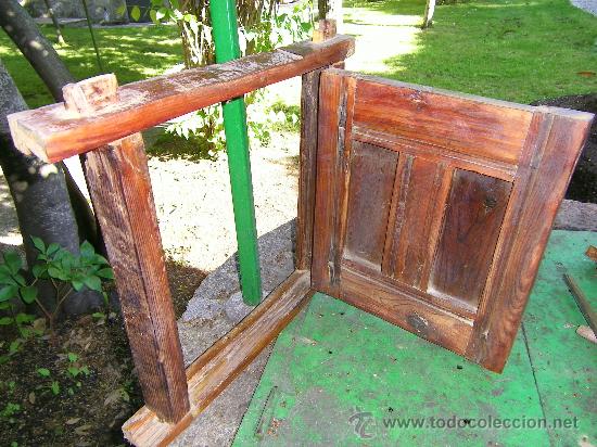 Antig&uuml;edades: VENTANILLO ANTIGUO CON MARCO - Foto 2