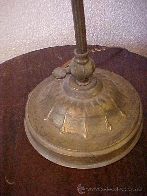Antig&uuml;edades: base de la l&aacute;mpara bronce  - Foto 4